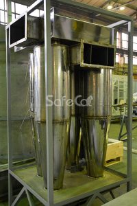 Cyclone dust collector for gas cleaning